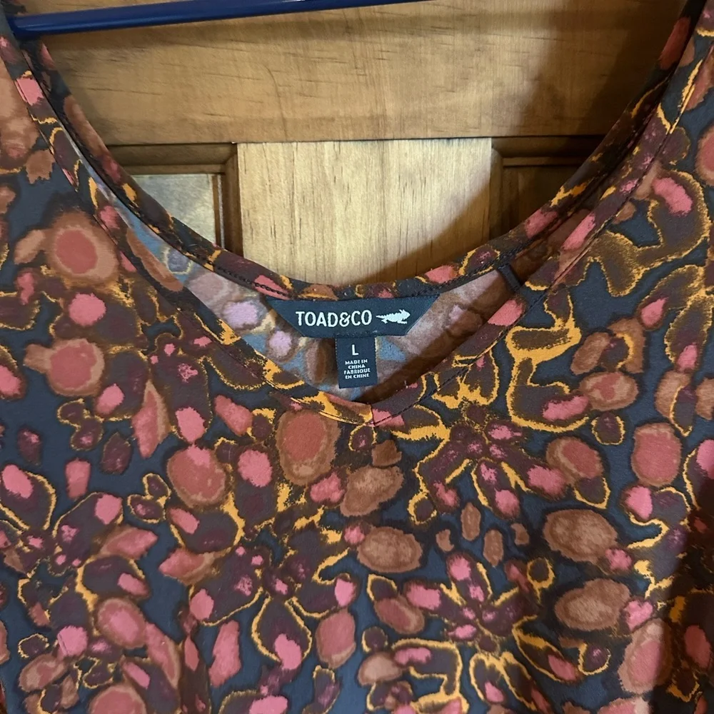 Toad&Co Brown and Auburn Floral petal Dress size large - Picture 3 of 8